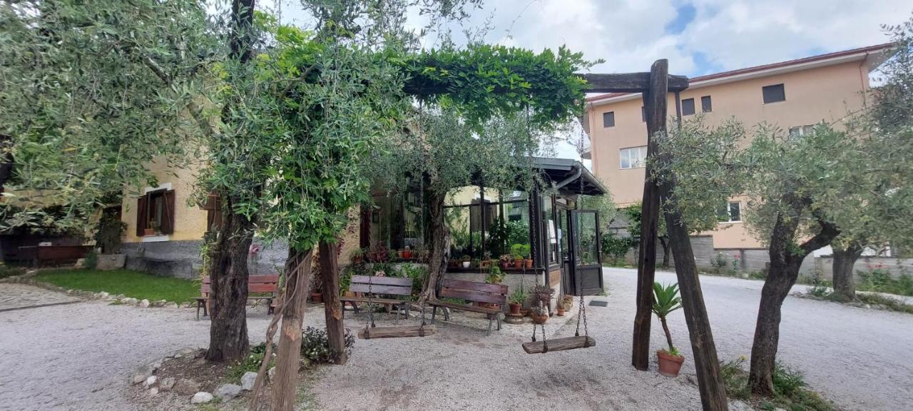 Agriturismo Macchiapiede Sala Consilina Eksteriør bilde